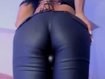 ariana_klart from Chaturbate