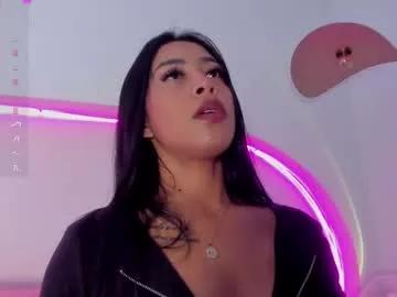 ariana_klart from Chaturbate