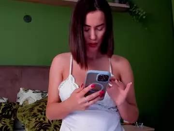 ariananicolaw from Chaturbate