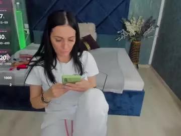 arianna_m00n from Chaturbate