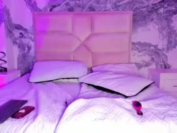 ariannaroux_ from Chaturbate
