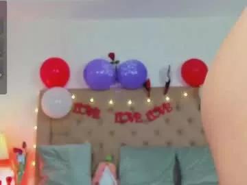 ariapitts from Chaturbate