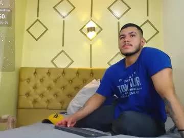 ariies13 from Chaturbate