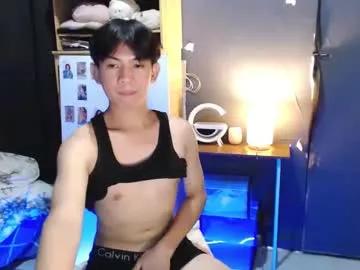 asian_wayne from Chaturbate
