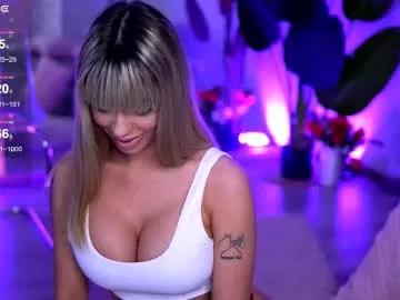 Dirty chat webcam: explore liveshows with versed models, from laying bare to fetishes, in a variety of sexy free adult webcams.