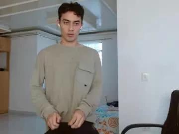 Aureliv1 webcams show profile image 