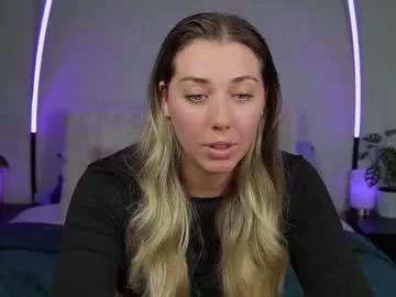 aussielulu from Chaturbate
