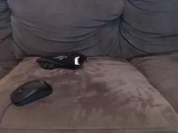 aussiemanvslady from Chaturbate