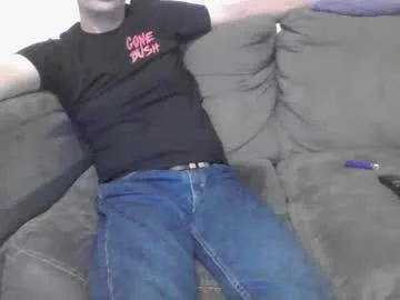 aussiemanvslady from Chaturbate