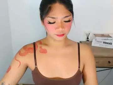 ava_lux from Chaturbate