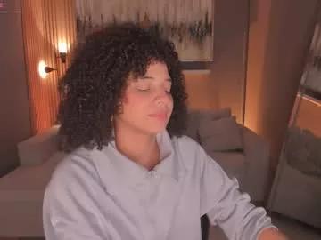 avalon_badger from Chaturbate