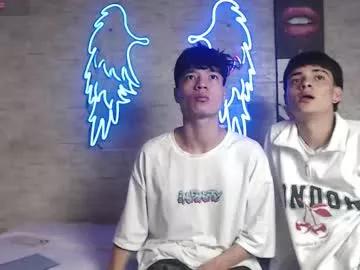 axel_milo_and_kairo from Chaturbate is Freechat