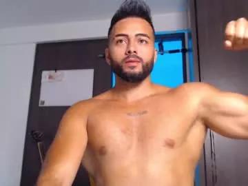 axxel_chris from Chaturbate