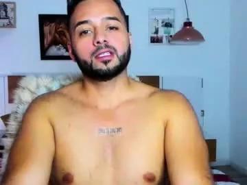 axxel_chris from Chaturbate