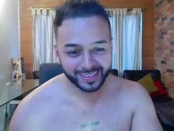 axxel_chris from Chaturbate