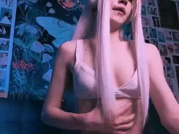 babe_moister from Chaturbate