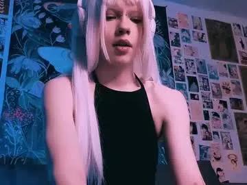 babe_moister from Chaturbate