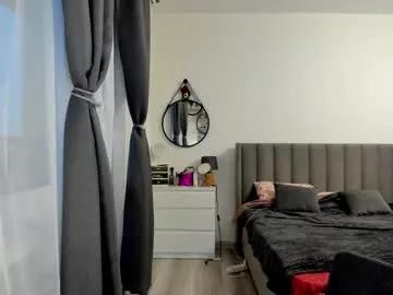 baby_for_daddy18 from Chaturbate
