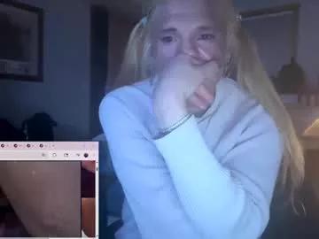 babydoldee15277 from Chaturbate