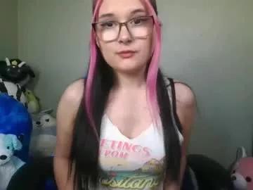 babykittenevie from Chaturbate