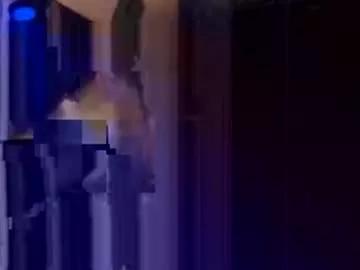 badasswolf1 from Chaturbate