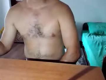 baiat_frumusel from Chaturbate