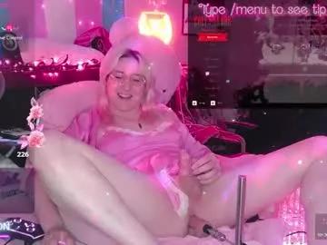 bambibimbosparkles from Chaturbate
