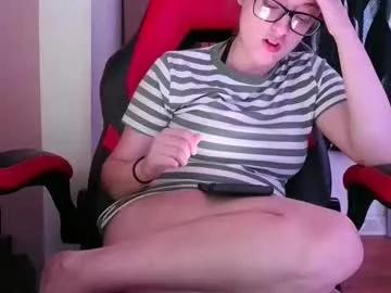 bambiboo8113 from Chaturbate