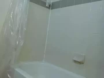 bambinokitt3n from Chaturbate