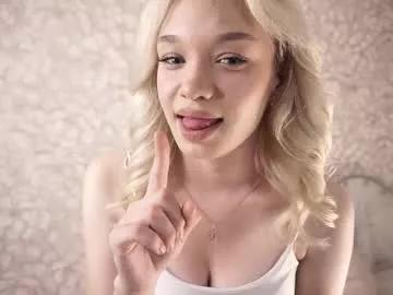 barbie_loveey from Chaturbate