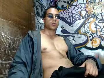 bbc_monster1 from Chaturbate