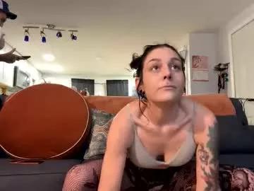 beauty_n_thebearded from Chaturbate is Freechat