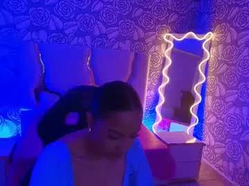 beella_tay1 from Chaturbate