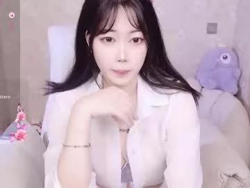 bell_cs from Chaturbate