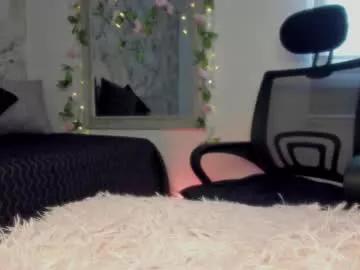 bella_desi from Chaturbate