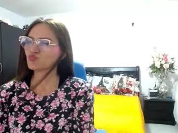 bella_ghisell from Chaturbate
