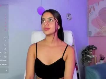Photos of bella_walker_ from Chaturbate is Freechat
