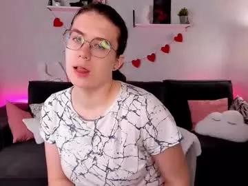 bellacaress from Chaturbate