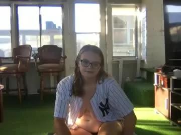 belladior24 from Chaturbate