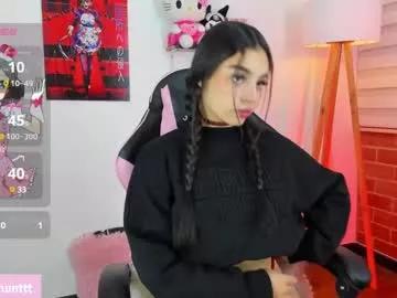 bellahunterr from Chaturbate