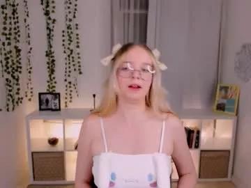 bellamontgomery from Chaturbate