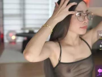 belle_adrienne from Chaturbate