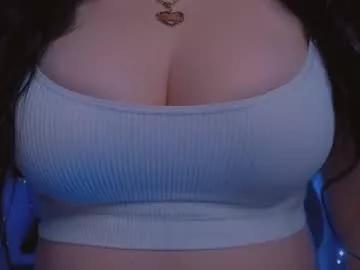 bellelovexx from Chaturbate