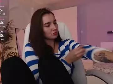 bellla_haddid from Chaturbate