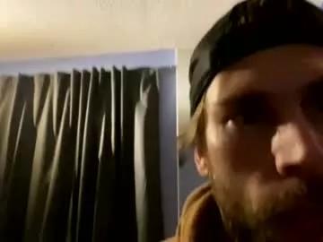 bellsy122 from Chaturbate