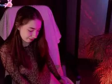 berry_muffin from Chaturbate