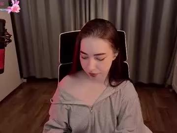 berry_muffin from Chaturbate