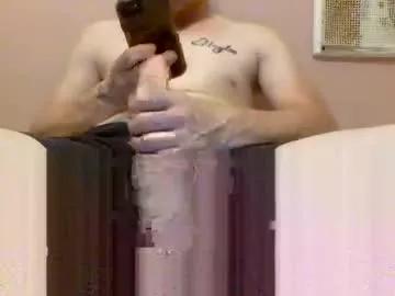 biggingerdick04 from Chaturbate