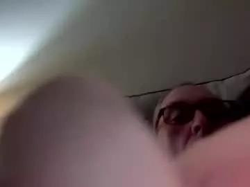 biggloves4bighands from Chaturbate