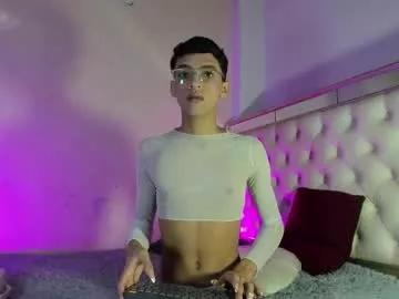 billy_jamees from Chaturbate